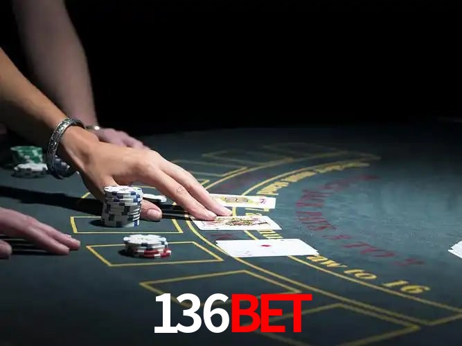 136BET suporte 24/7 português Brasil - 47 atendentes brasileiros chat ao vivo